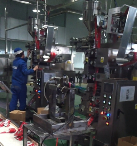 Tomato Sachet Filling Machine