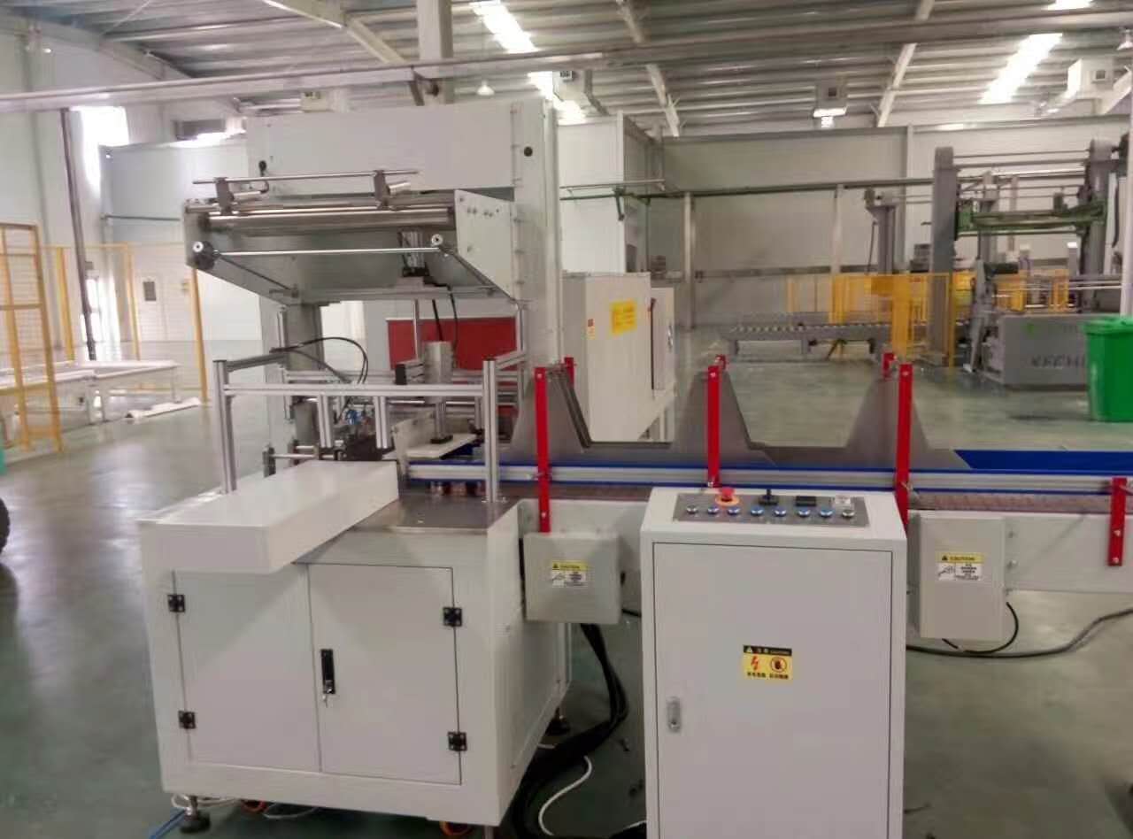 SMALL SHRINK FILM WRAPPING MACHINE